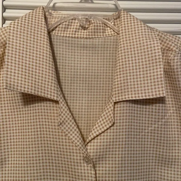 Seamstress Made Short Sleeved Button Down Checked Blouse - Picture 3 of 4